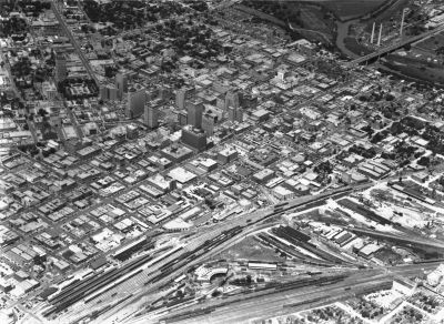 Fort Worth skyline 1950-05-25
W.D. Smith Commercial Photography Negatives. The University of Texas at Arlington Library, Special Collections
