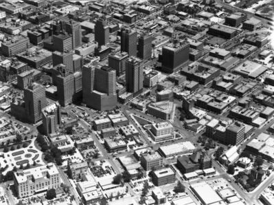 Fort Worth skyline 1950-05-25
W.D. Smith Commercial Photography Negatives. The University of Texas at Arlington Library, Special Collections
