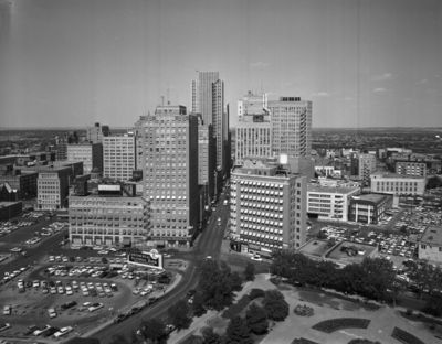 Fort Worth skyline from top of the Medical Arts Building 1956-08-21
W.D. Smith Commercial Photography Negatives. The University of Texas at Arlington Library, Special Collections
