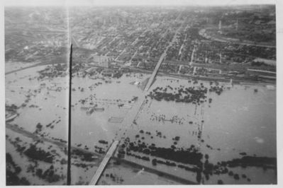 Trinity River Flood 1949
East Belknap bridge, looking west. Flood of Trinity River May 17, 1949

Trinity River Flood, 1949, Photograph, n.d.; digital image, (http://texashistory.unt.edu/ark:/67531/metapth15628/ : accessed June 19, 2013), University of North Texas Libraries, The Portal to Texas History, http://texashistory.unt.edu; crediting Tarrant County College NE, Heritage Room, Fort Worth, Texas.
