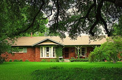 1142 Mistletoe Drive, 2013 Photo by Jim Peipert
