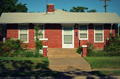 1145 Mistletoe Drive, 2013 Photo by Jim Peipert
