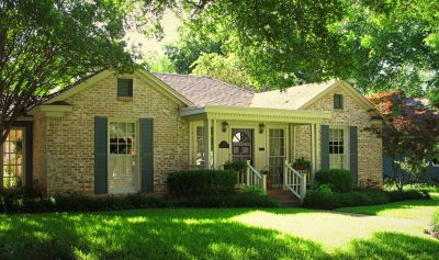 1211 Mistletoe Drive, 2013 Photo by Jim Peipert
