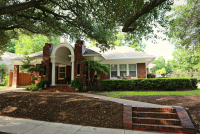 1305 Mistletoe Drive, 2013 Photo by Brian Luenser
