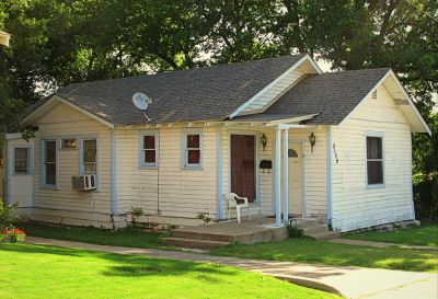 2120 Harrison Ave., 2013 Photo by Jim Peipert
