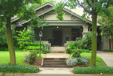 2201 Weatherbee St., 2013
Photo by Jim Peipert
