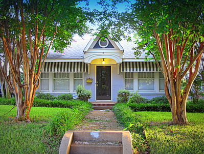 2208 W. Magnolia Ave., 2013
Photo by Jim Peipert
