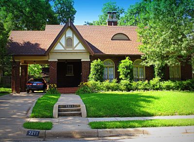 2211 Weatherbee St., 2013 Photo by Jim Peipert
