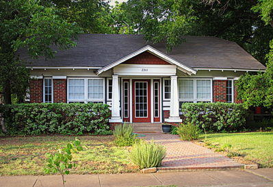 2301 W. Magnolia Ave., 2013
Photo by Jim Peipert
