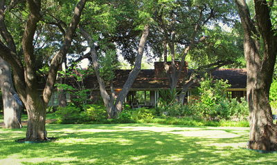 2325 Mistletoe Drive, 2013
Photo by Jim Peipert
