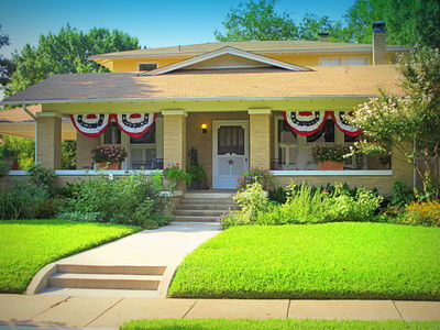 2341 W. Magnolia Ave., 2013
Photo by Jim Peipert
