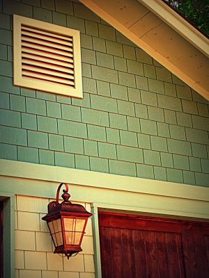 Garage detail, 1101 Mistletoe Drive, 2013 Photo by Jim Peipert
