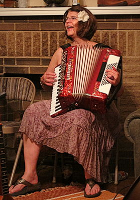 Music Night at the home of Jeff Gibbons on Harrison Avenue, July 4, 2013
Photo by Jim Peipert
